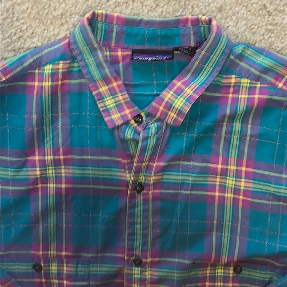 Patagonia button up - Picture 2 of 2